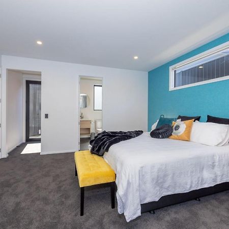 Sapphire Delight - 1 Bedroom Private Room ワナカ エクステリア 写真