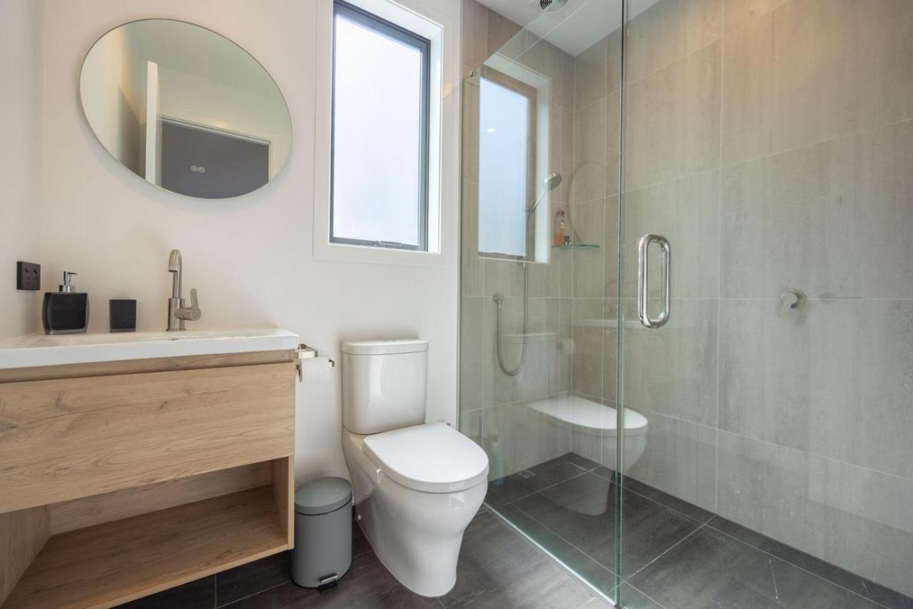 Sapphire Delight - 1 Bedroom Private Room ワナカ エクステリア 写真